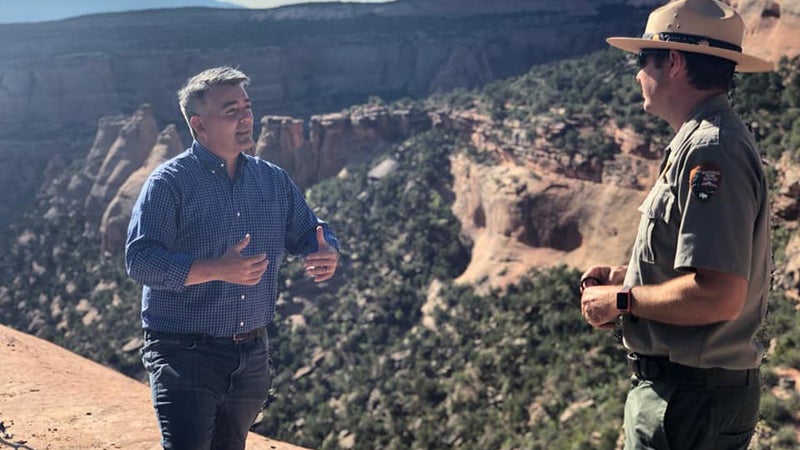 Senator Gardner speaking to a park ranger