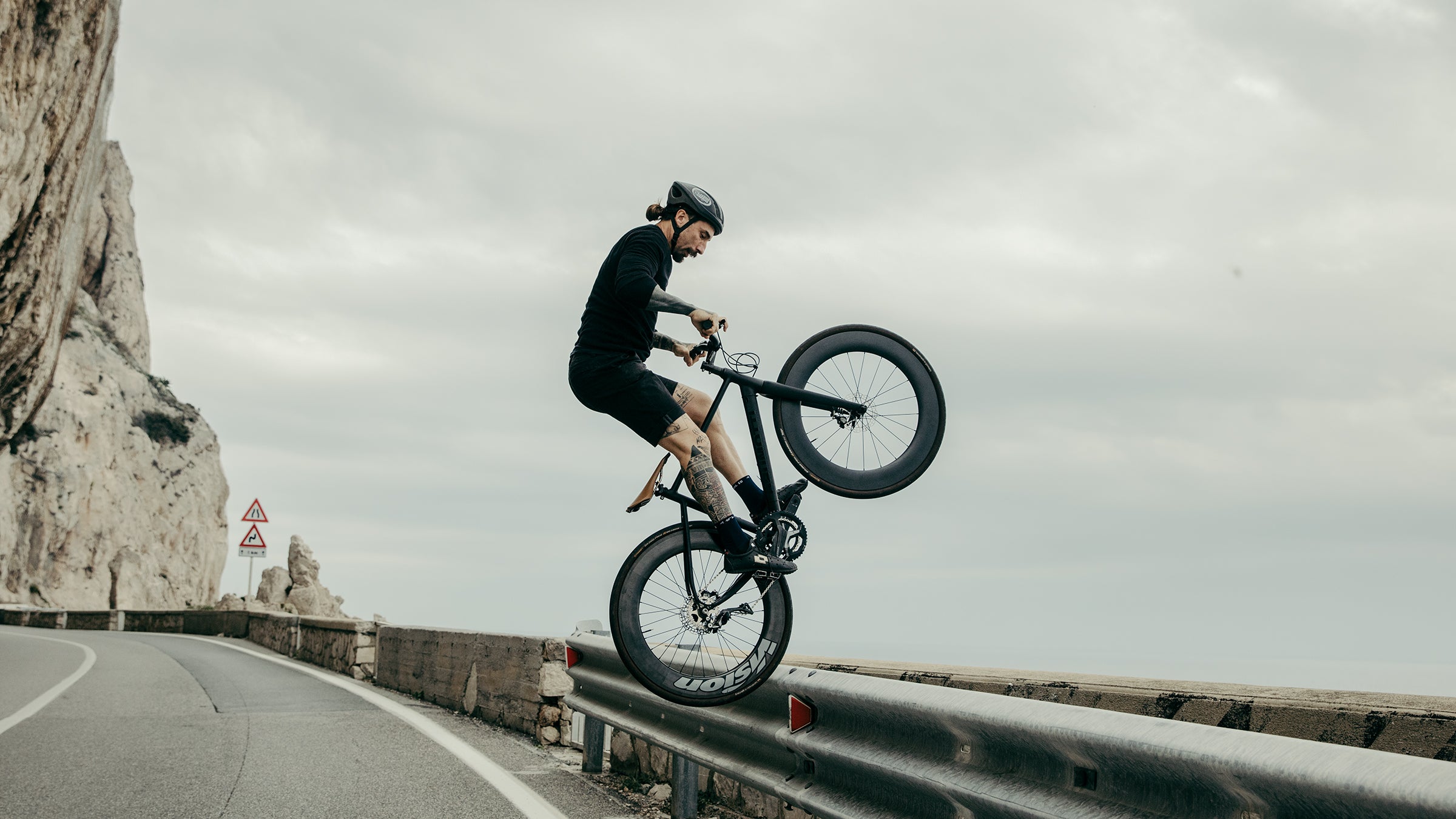 Brumotti road bike 2025