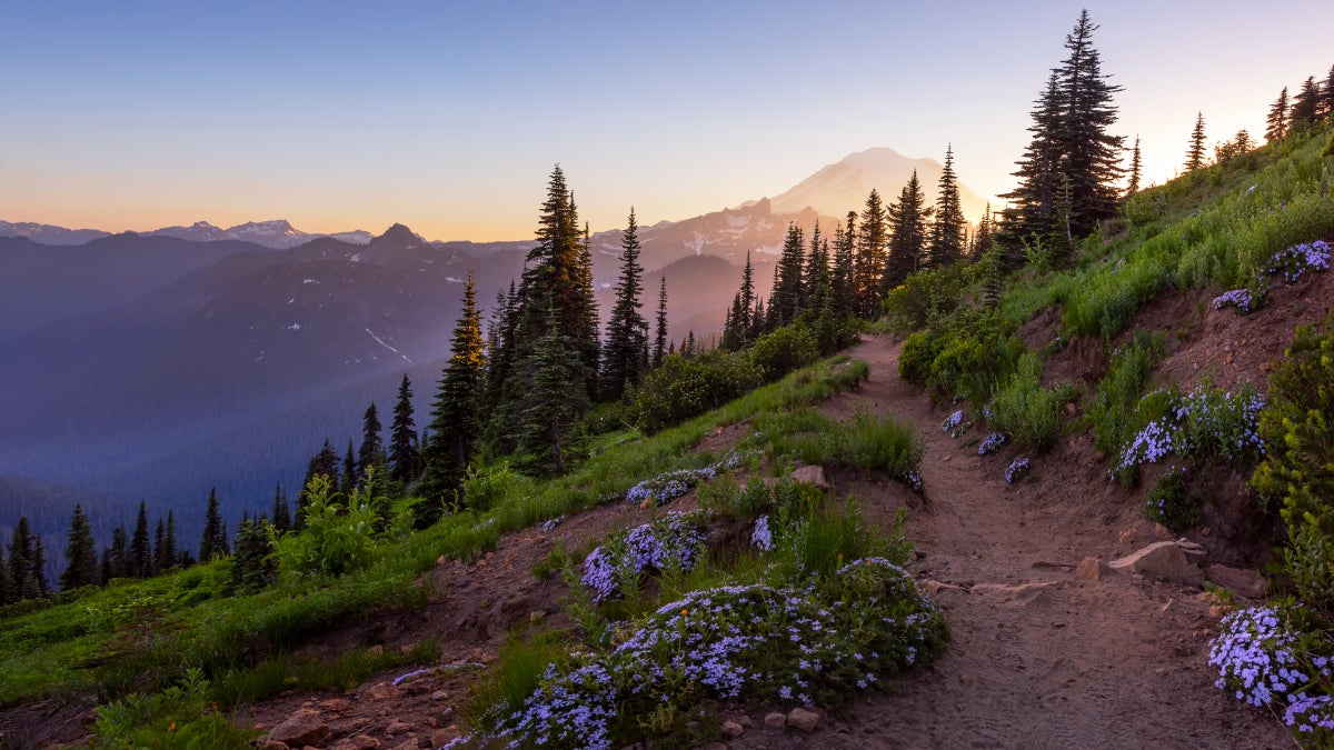 The Best Day Hikes on the Pacific Crest Trail