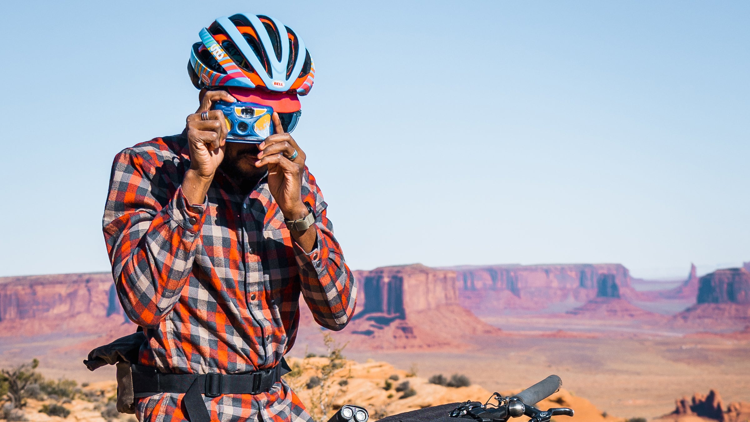 Photo op above Arizona’s Monument Valley