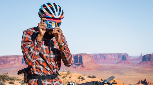 Photo op above Arizona’s Monument Valley