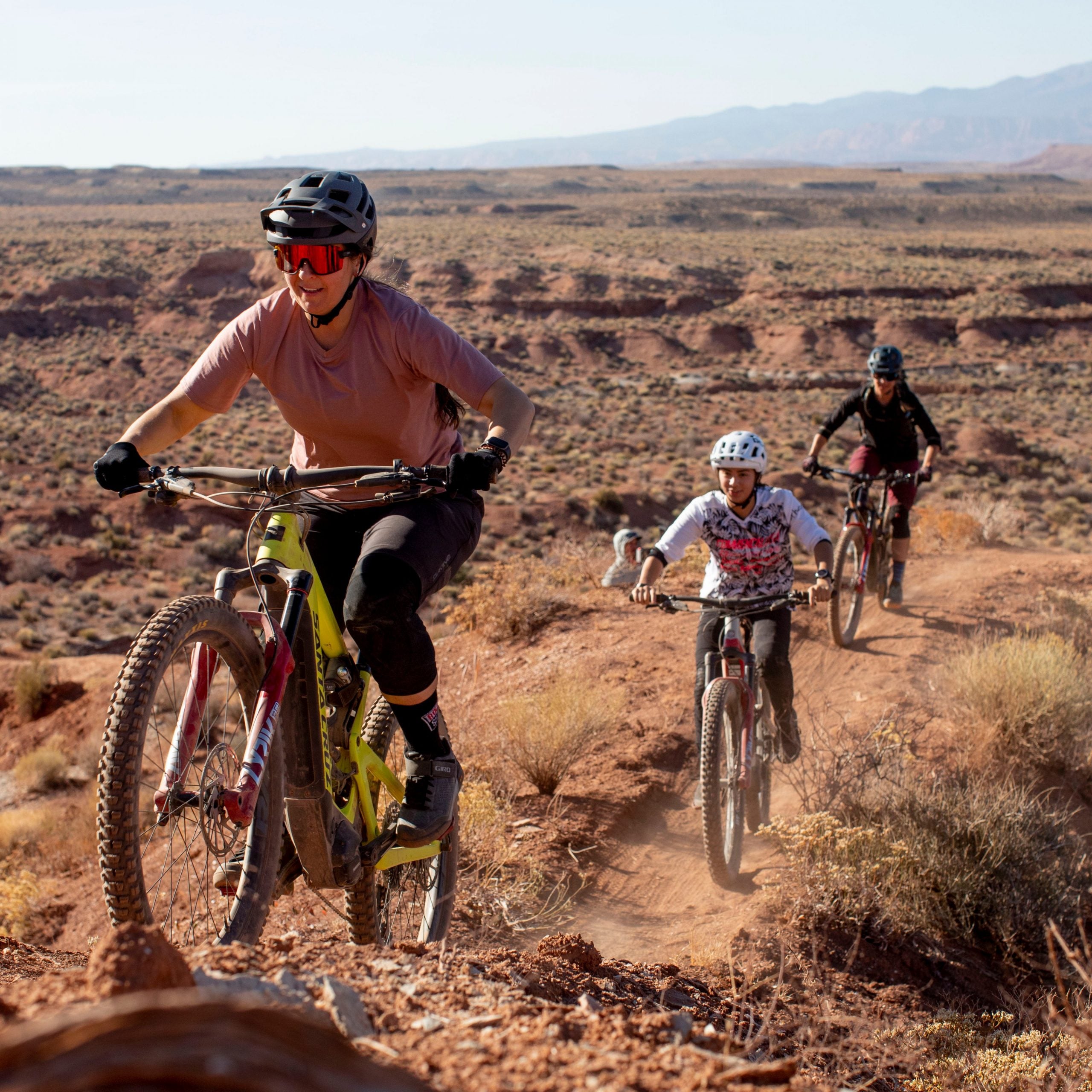 Four Pro Mountain Bikers Take On Virgin Utah