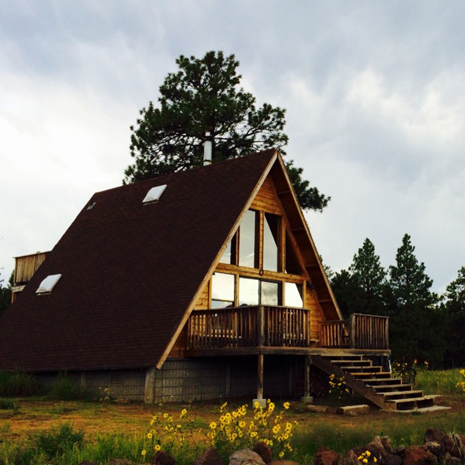 The Best Log Cabins on Airbnb This Summer