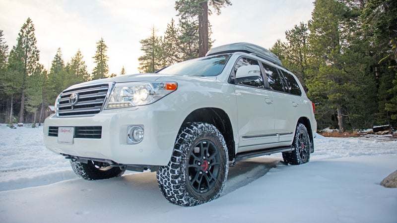 Bergeson’s Land Cruiser, on the western side of the Sierra Nevadas’ Rubicon Trail, wearing AT/IIIs
