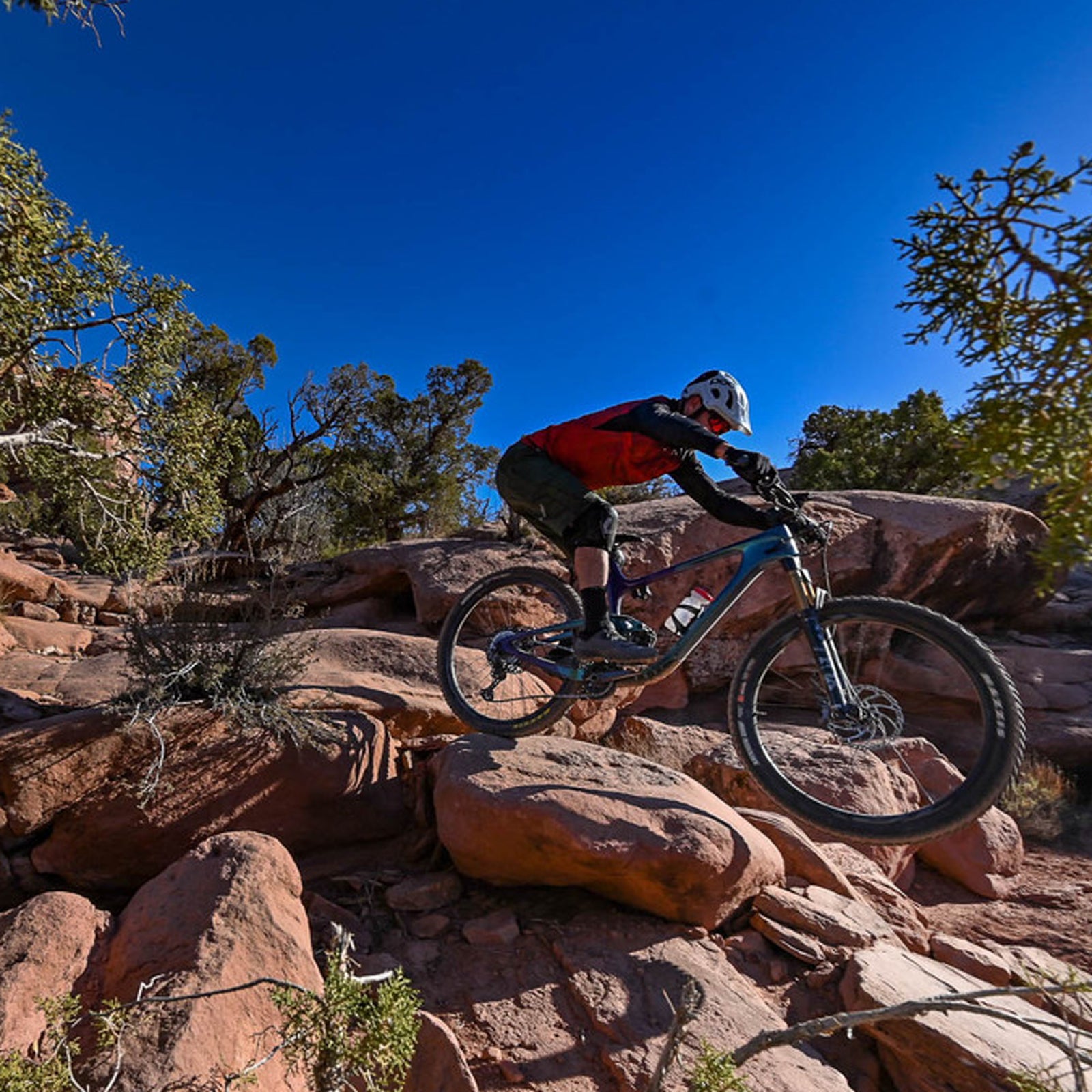 After spending a few weeks riding the redesigned Trance X 29, we found that this X marks the spot for modern trail bikes.