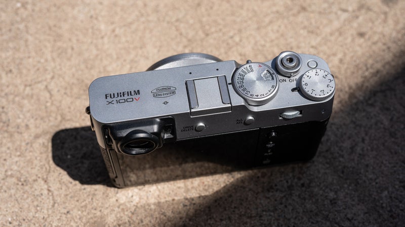 FujiFilm X100V - The Perfect Camera For Backpacking— By Land