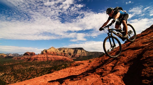 Most people who crack their helmet in a bike accident or ding their head while climbing want to know the severity of their injury and what to expect during recovery. Currently, answers to those questions can be frustratingly imprecise.