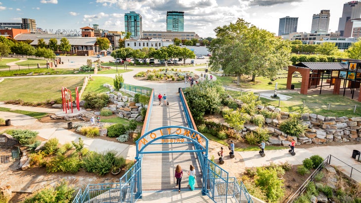 How to Adventure in Little Rock, Arkansas