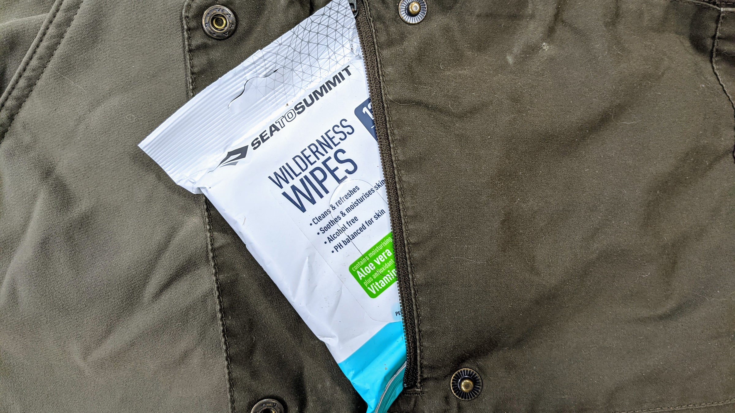 Sea to Summit Washing Products: Pocket Laundry Wash vs Wilderness Wash •  Her Packing List