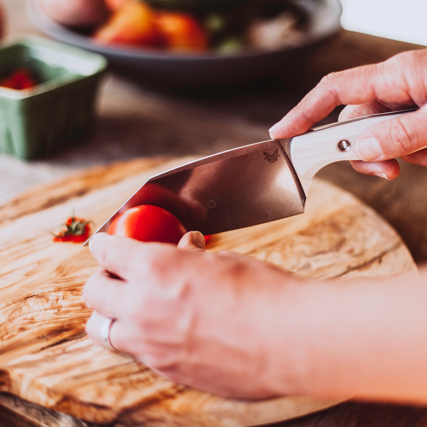 This travel cutting board with a built-in knife cuts out the