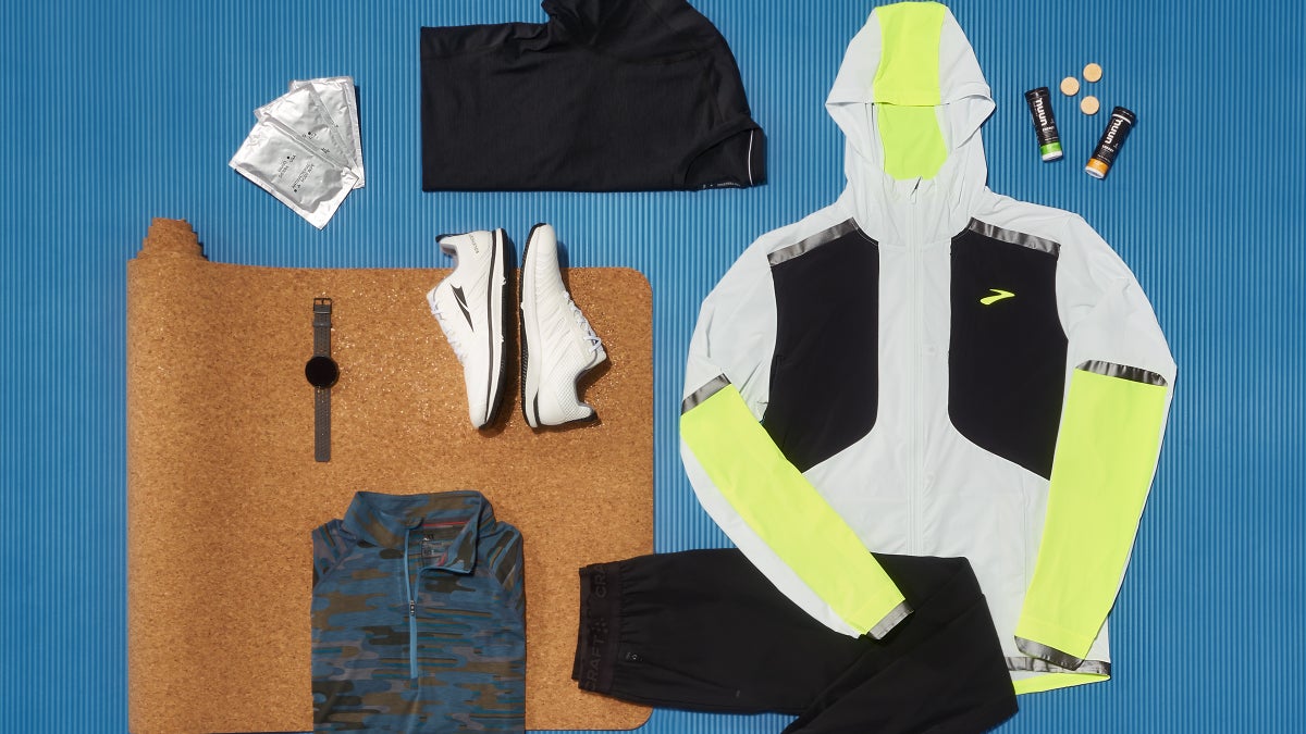 The Best Men's Winter Workout Gear 2024, Per Barry's Instructors