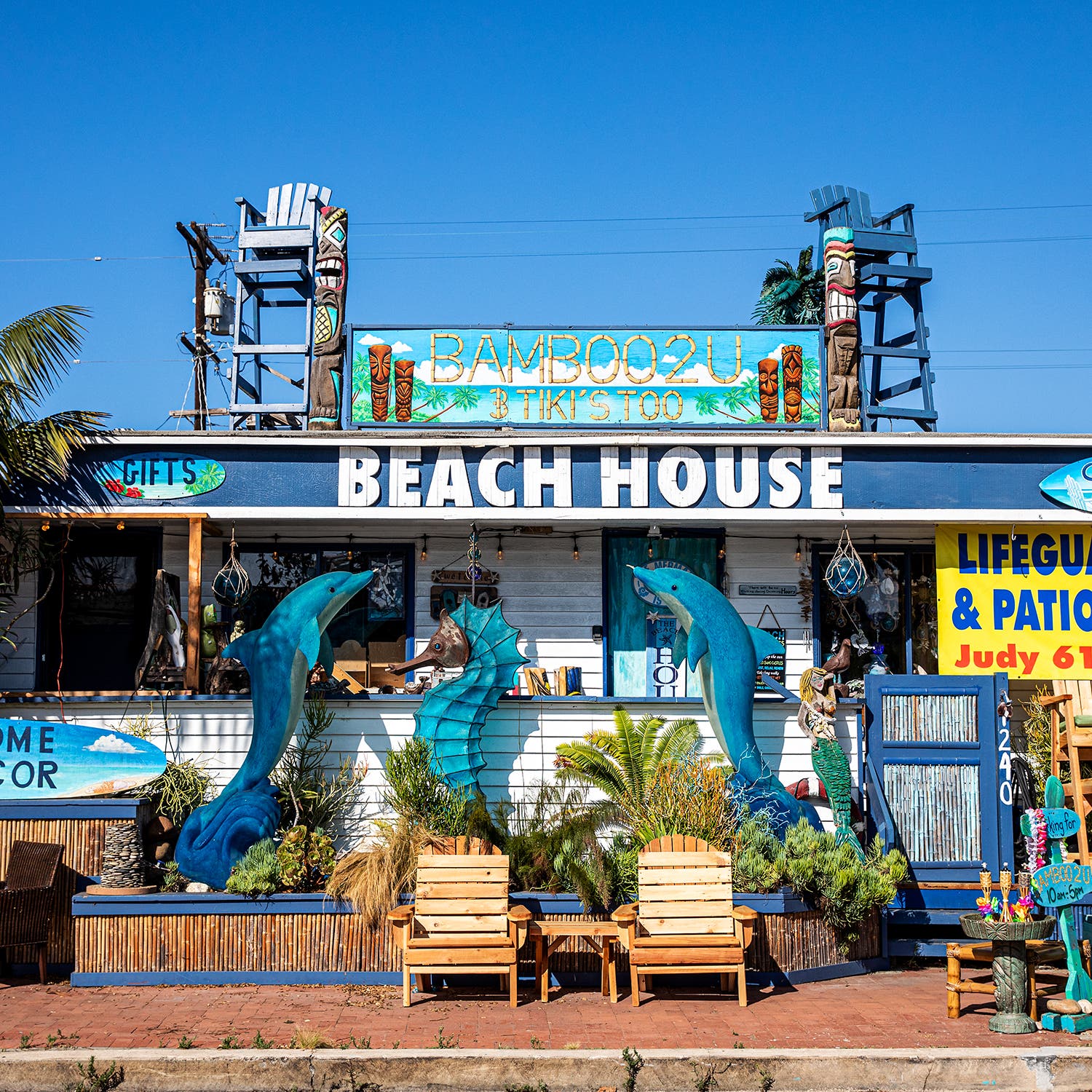 Local kitsch in Leucadia