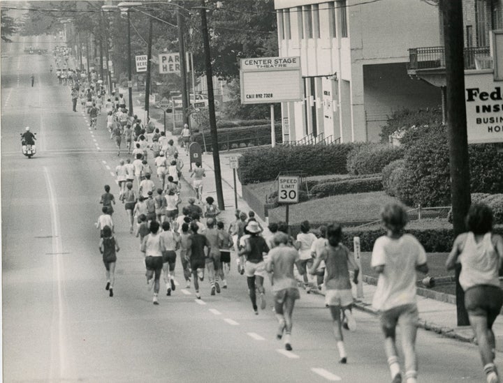 Peachtree Road Race 1975 on old Route 1