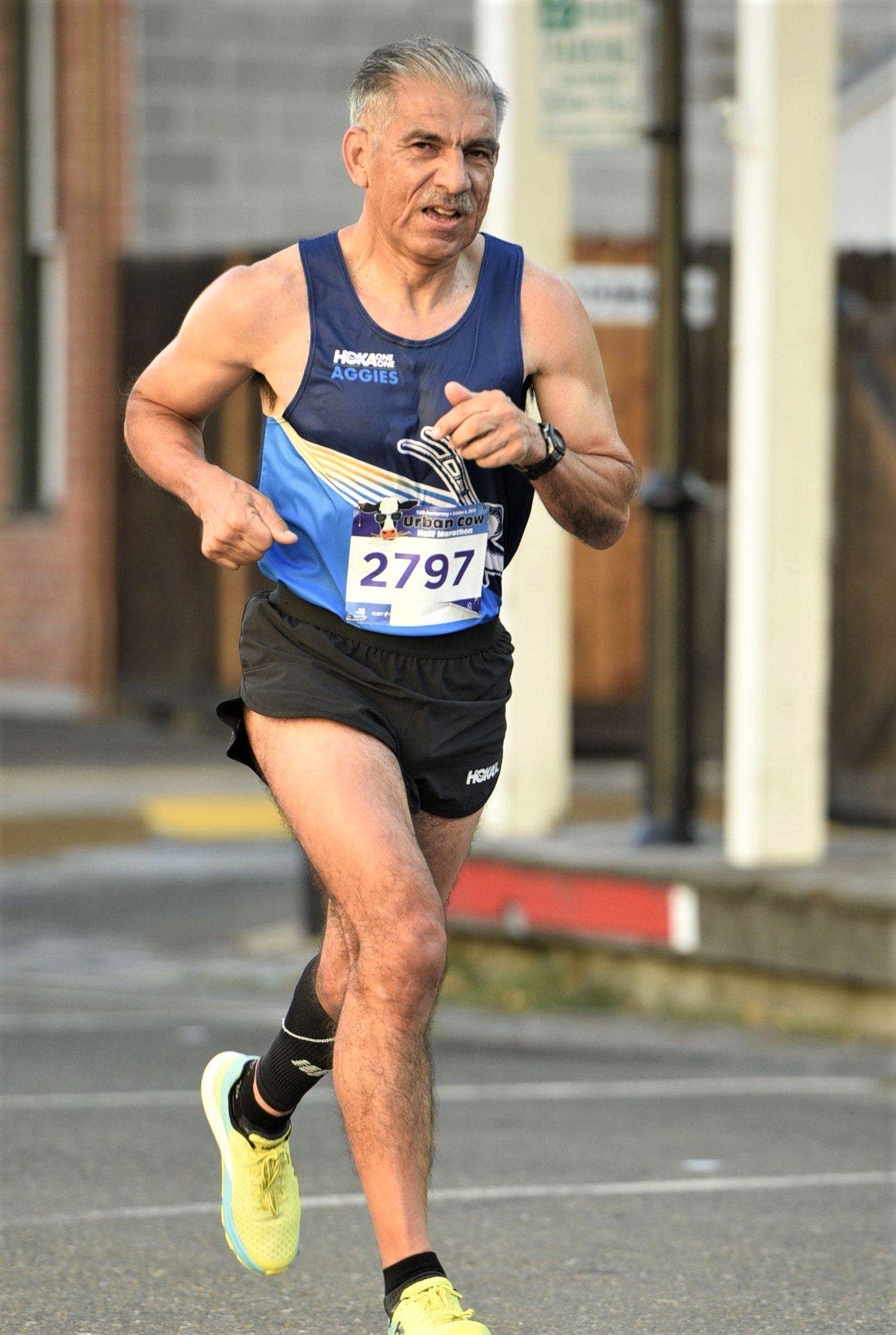 6 decades sub 3 runner Antonio Arreola