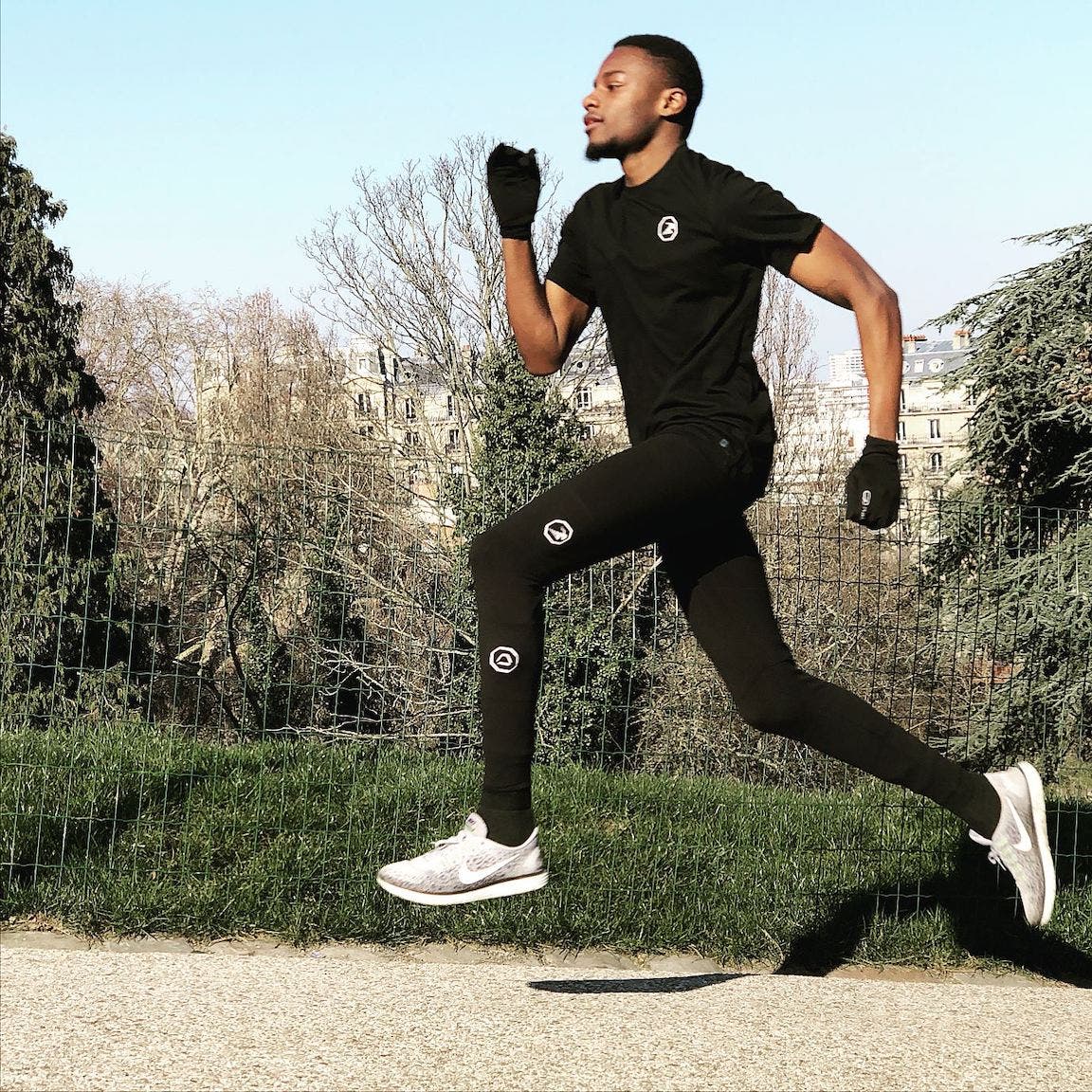 Man running in Butte Charmont wearing Torq Lab gear.
