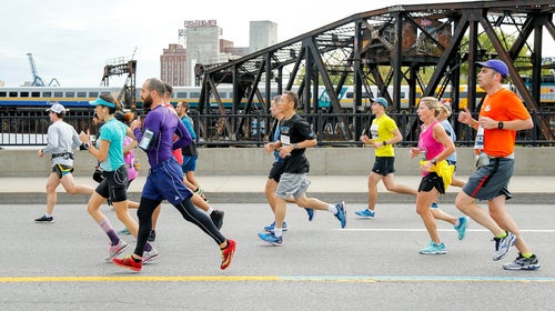 half marathon racers