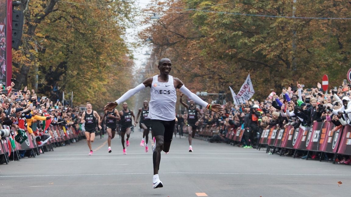 Breaking New Study Reveals Physiology of 16 Sub209 Marathon Runners