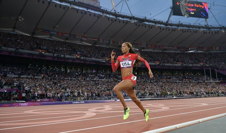 Sanya Richards-Ross racing in the 4x400m relay in the Olympics.