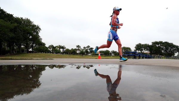 Mirinda Carfrae running