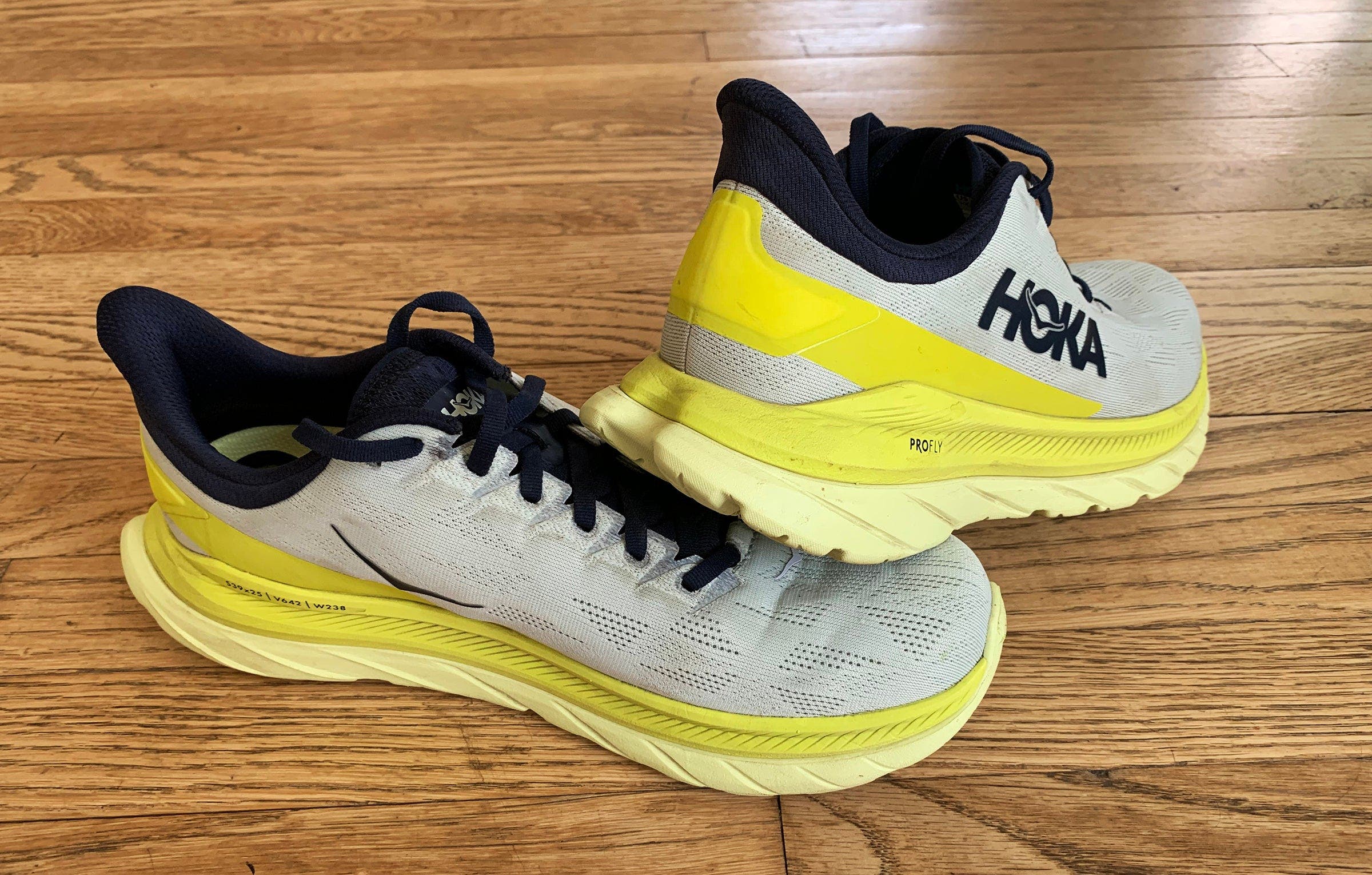HOKA Mach 4