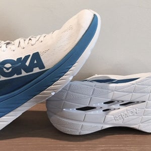 HOKA Carbon X