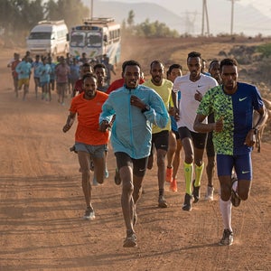 Lelisa Desisa on a group run