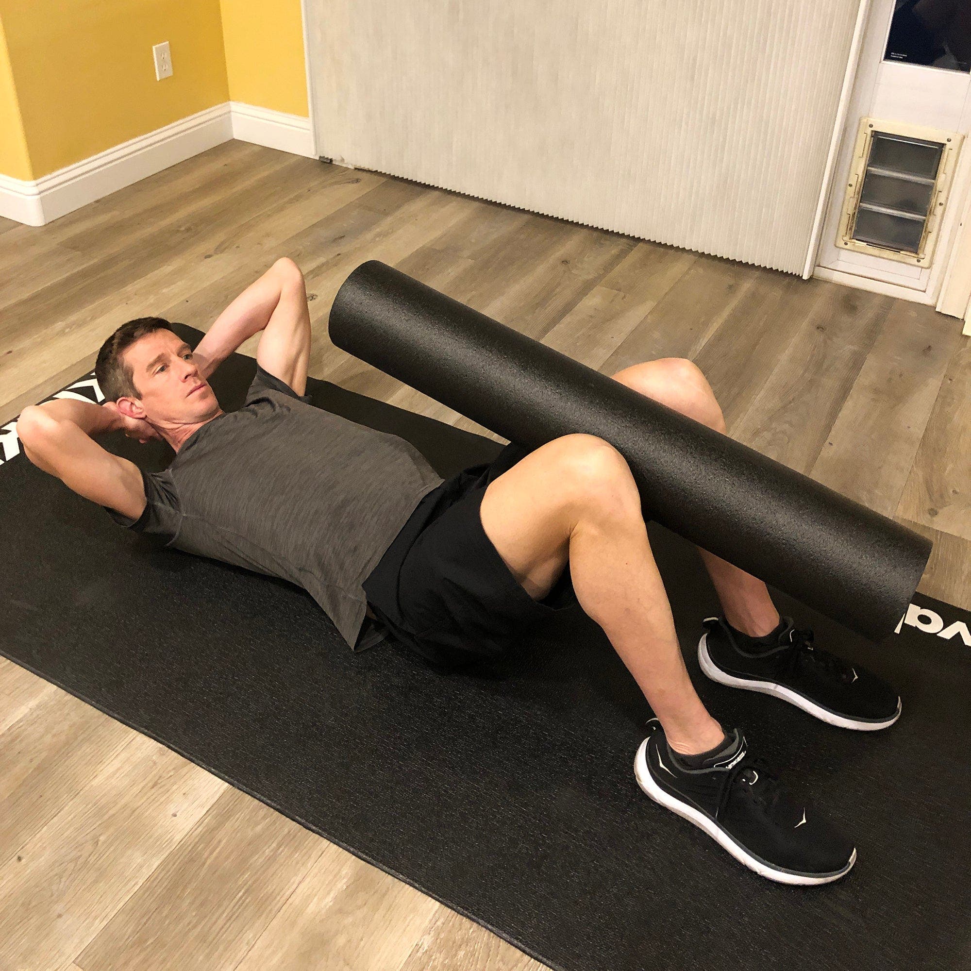 hip squeeze corrective exercise