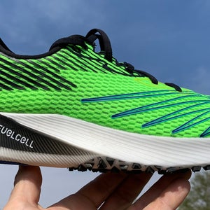 New Balance FuelCell RC Elite