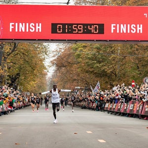 Kipchoge 1:59