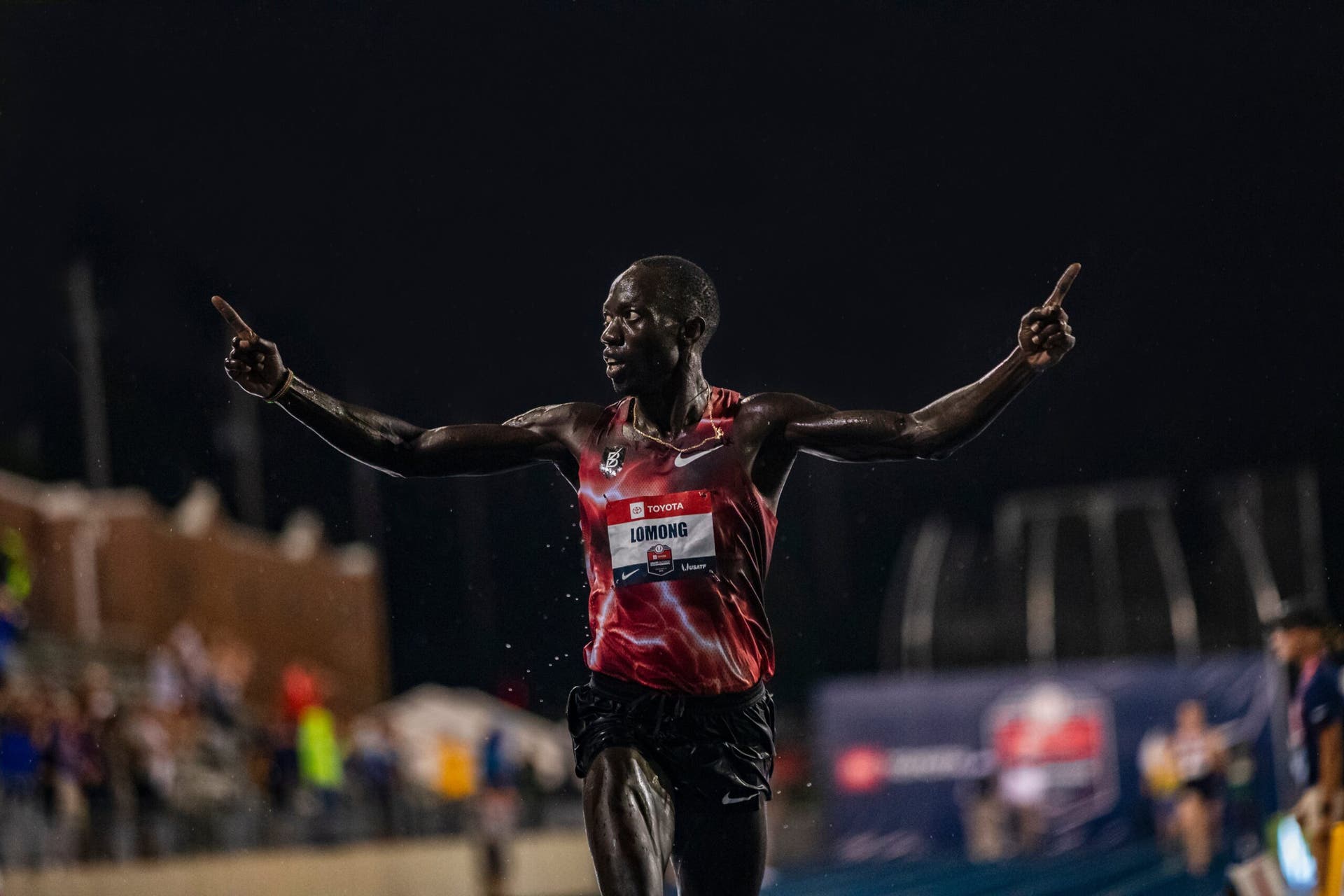 Lopez Lomong winning 10,000m at USATF 2019