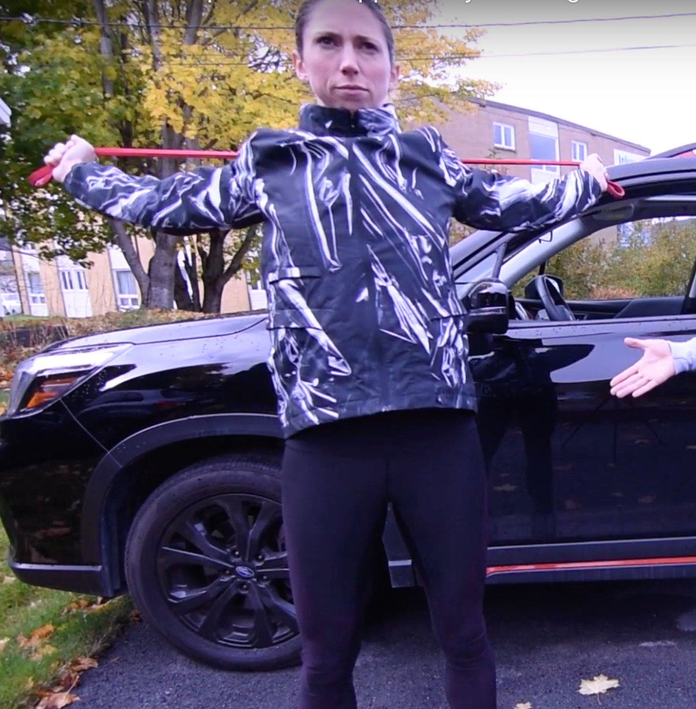 band shoulder circles