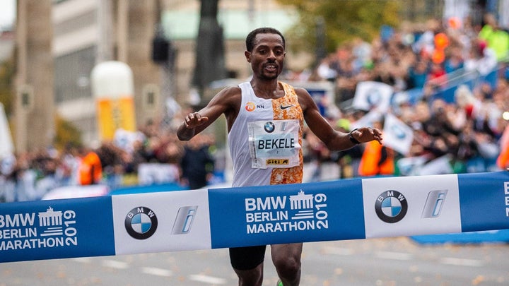Bekele_Kenenisa_Berlin_29-Sep-2019_Winning_Courtesy_NN_Running_Team