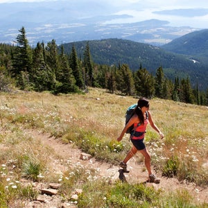 hiking to strengthen hamstrings