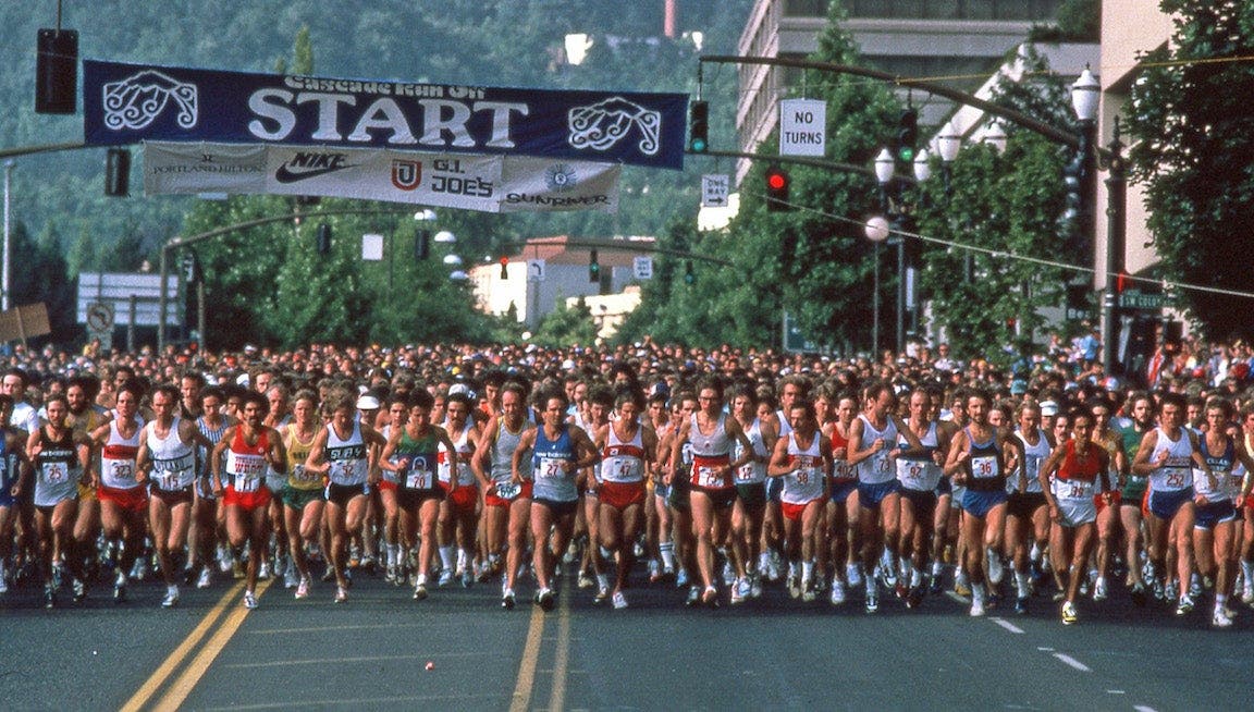 A starting line image of the 1981 Cascade Run Off.