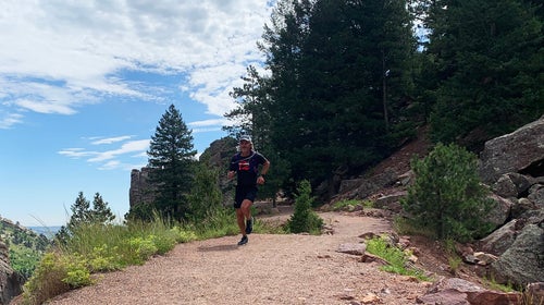 Jonathan Beverly running in Eldorado canyon