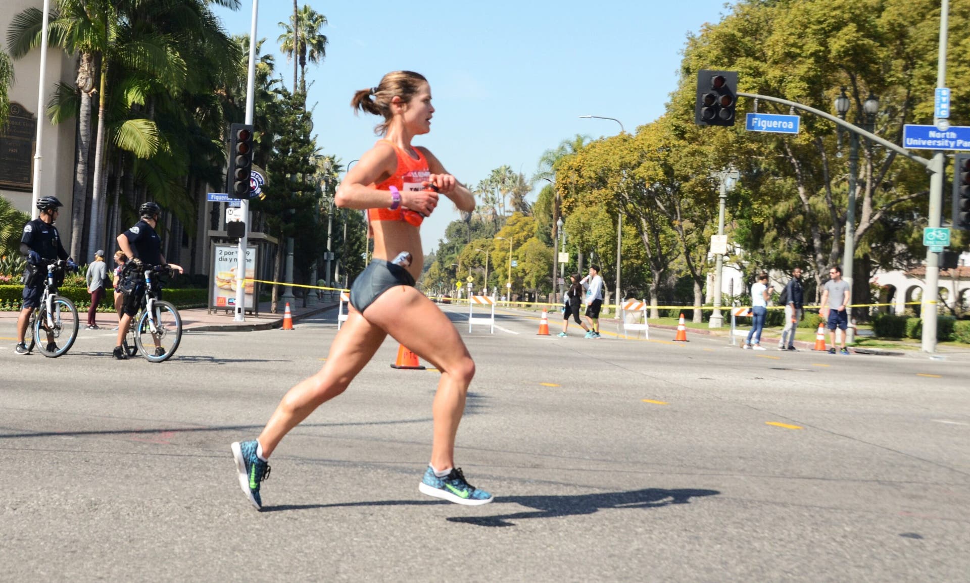 late-race marathon fueling