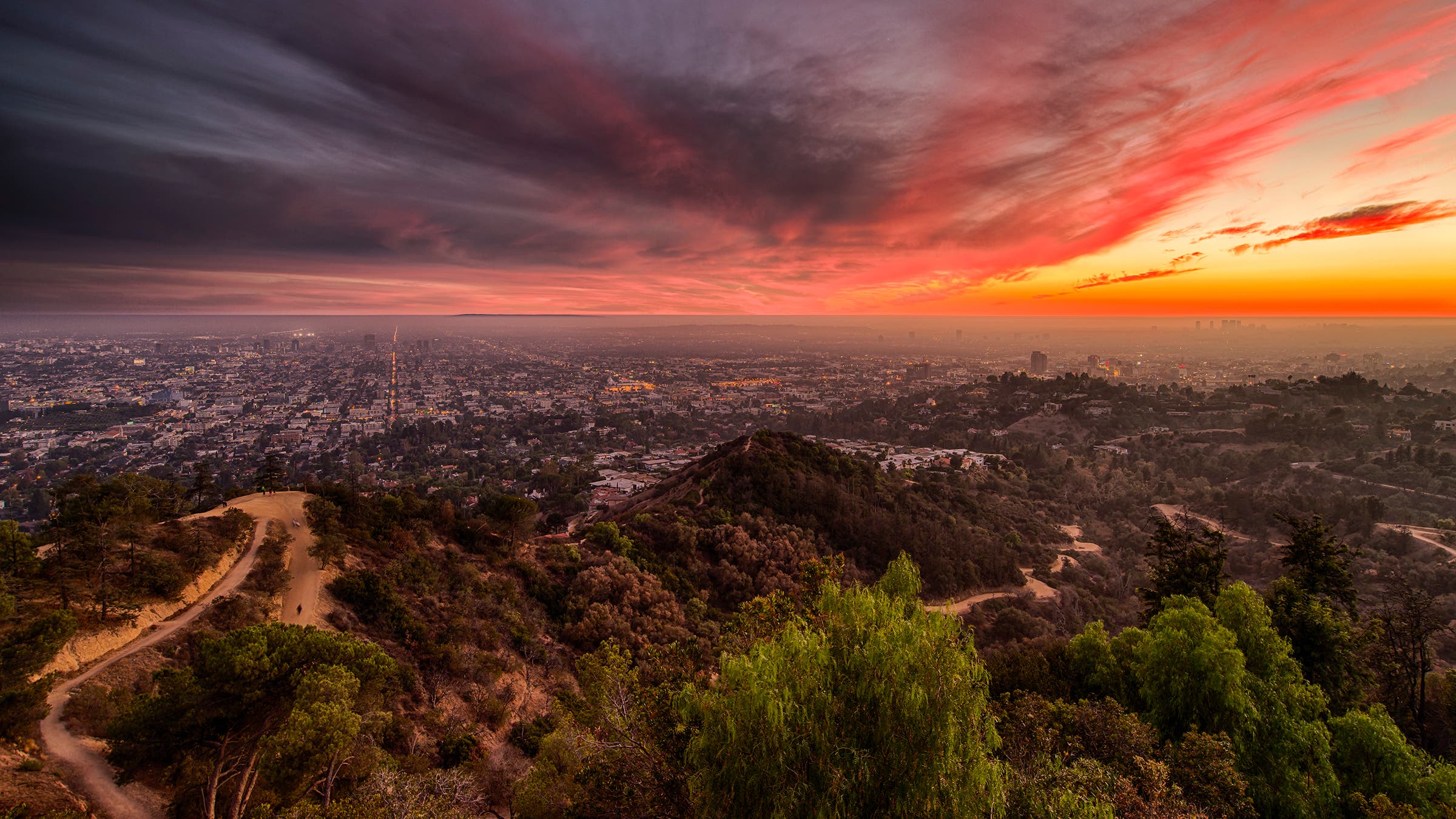 Spectacular sunset from Griffith ark, Los Angeles.