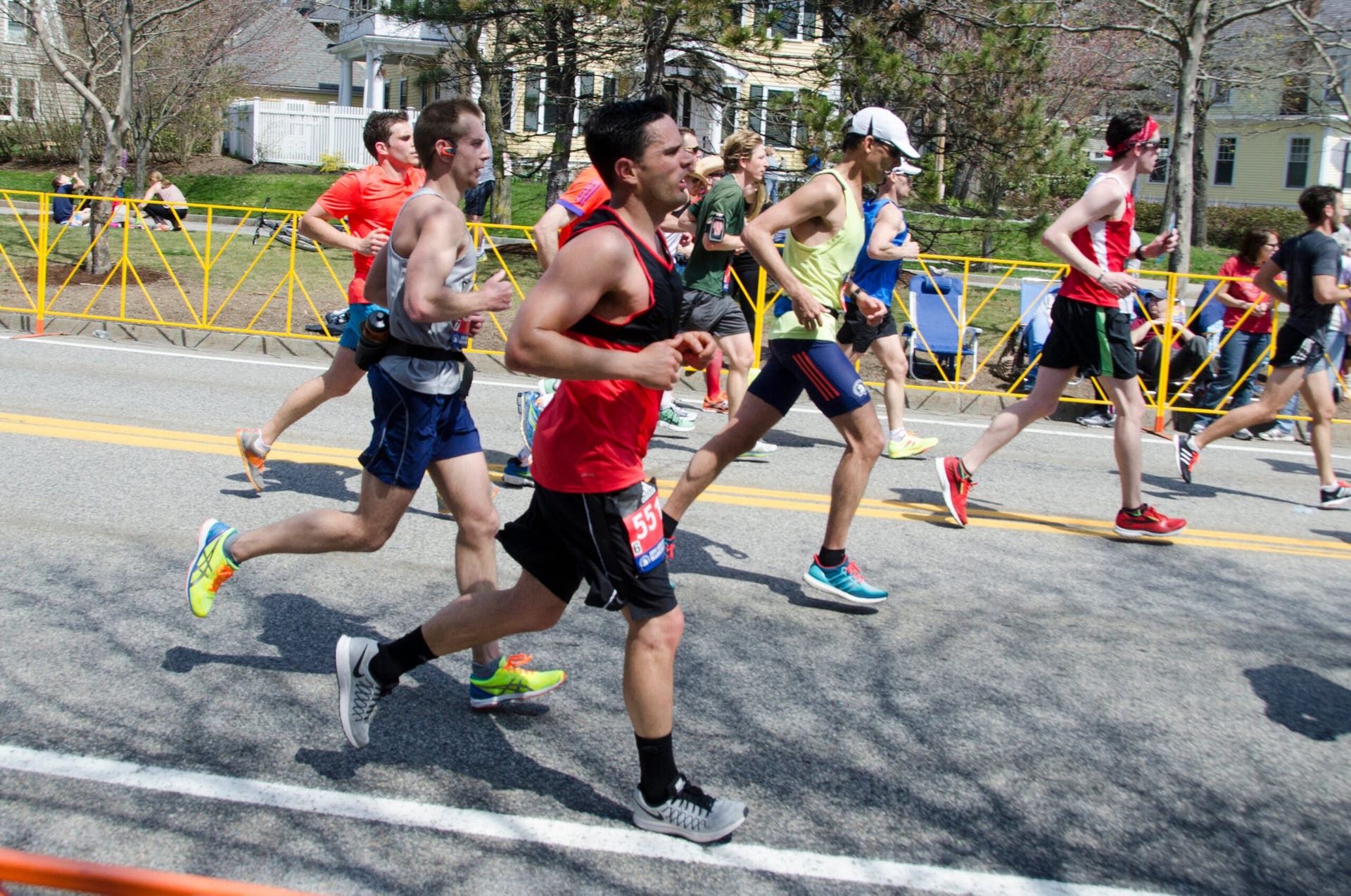 runners late in 2016 Boston Marathon