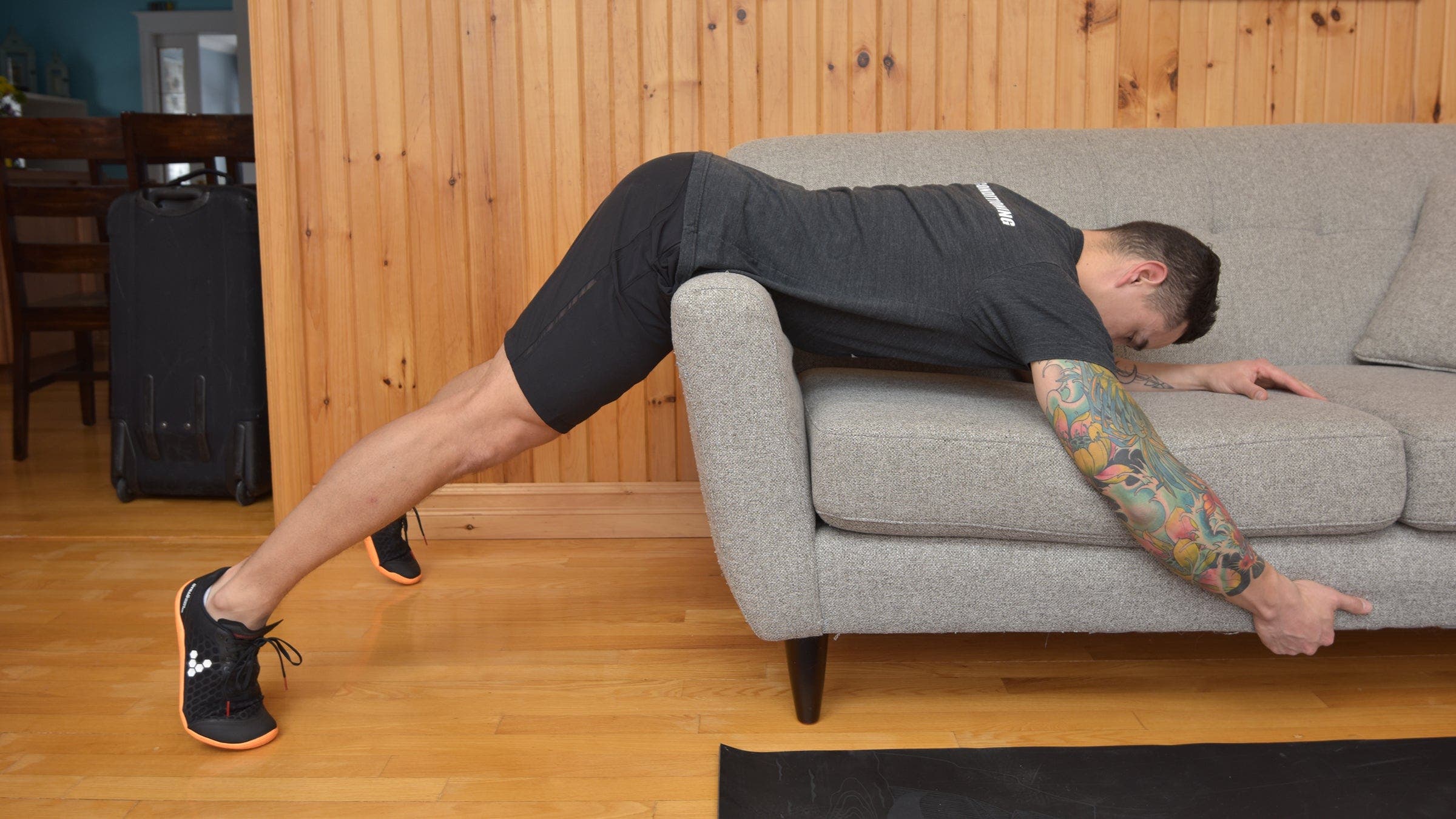 reverse hyper on couch