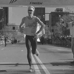 Steve Spence winning the 1990 Columbus Marathon