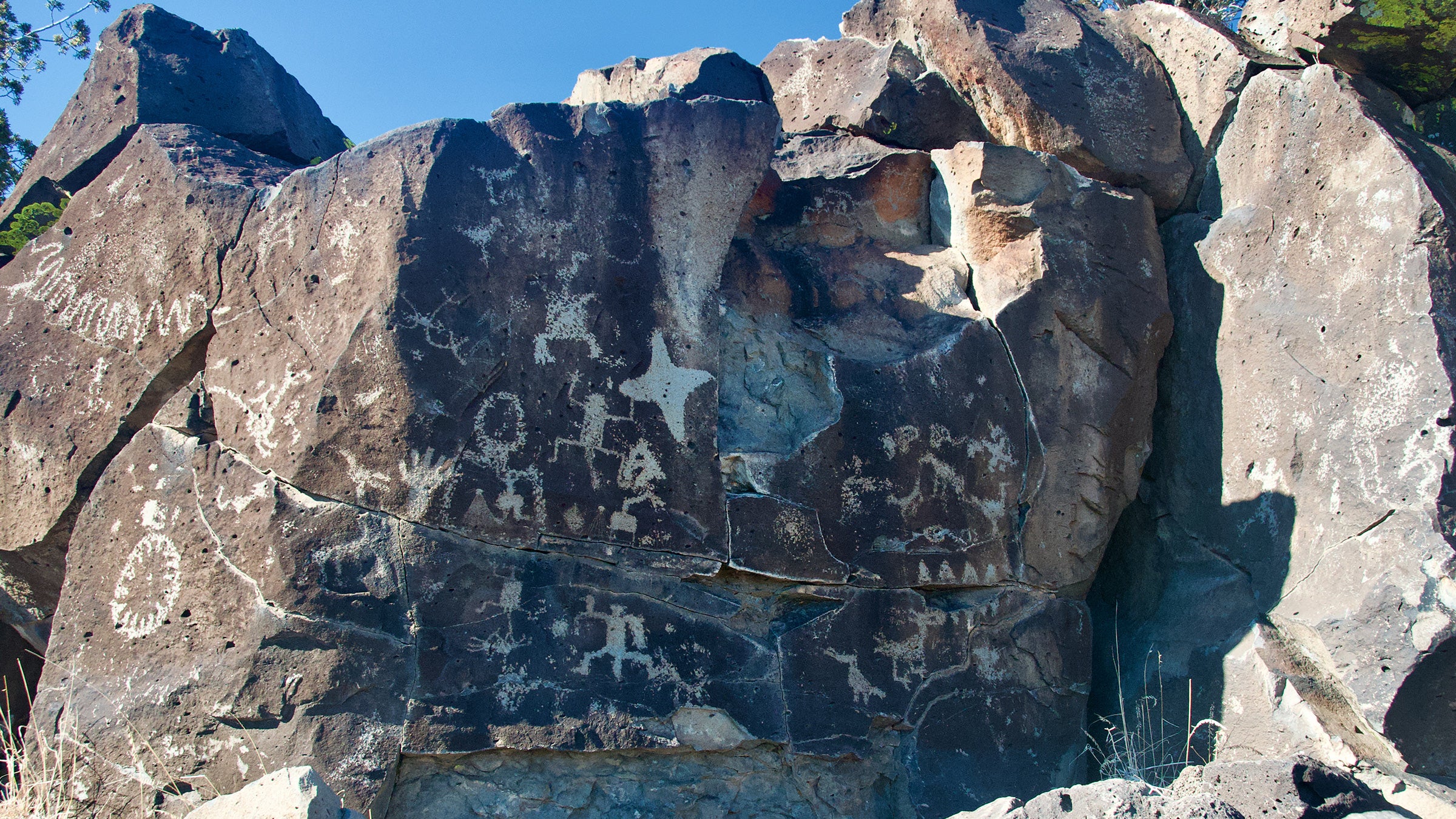 La Cieneguilla petroglyphs