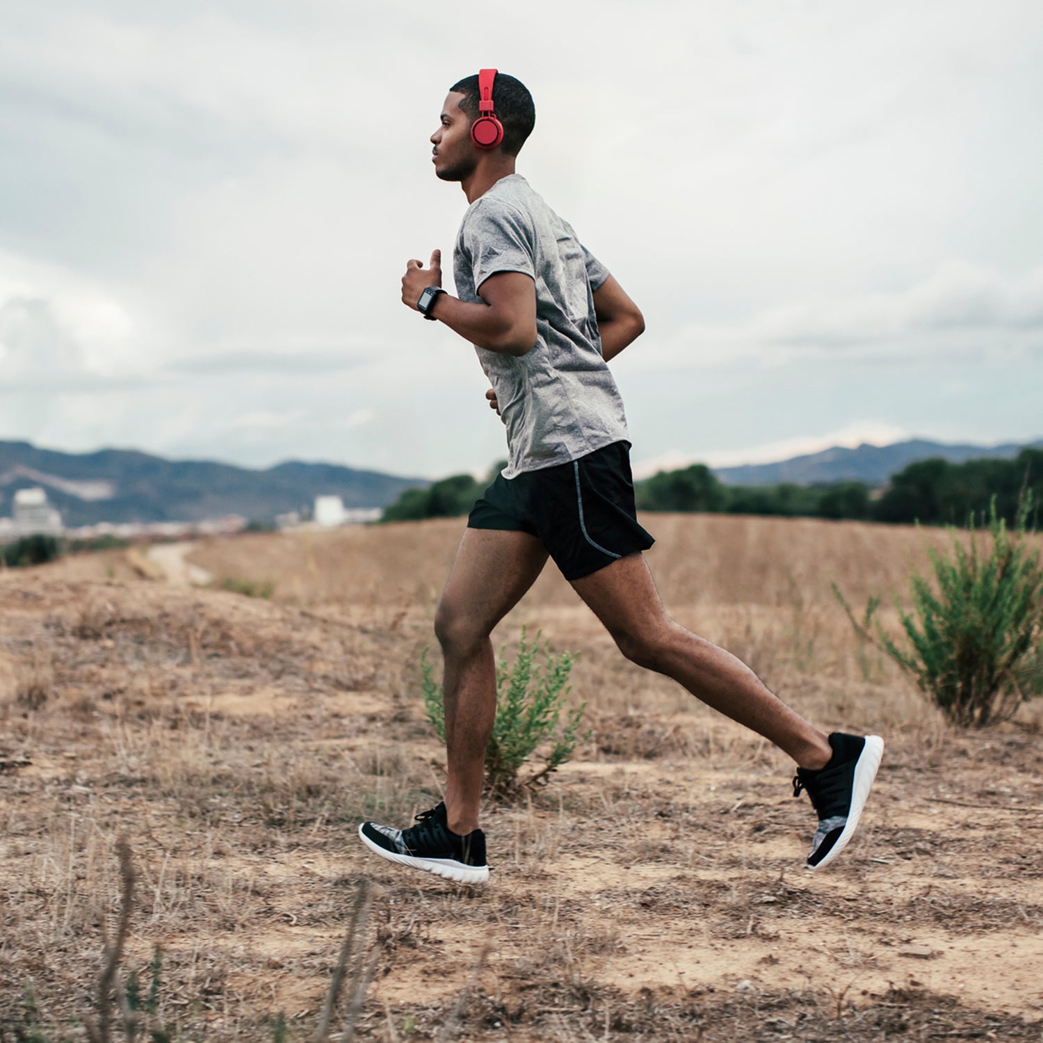 Jogging 2025 with headphones