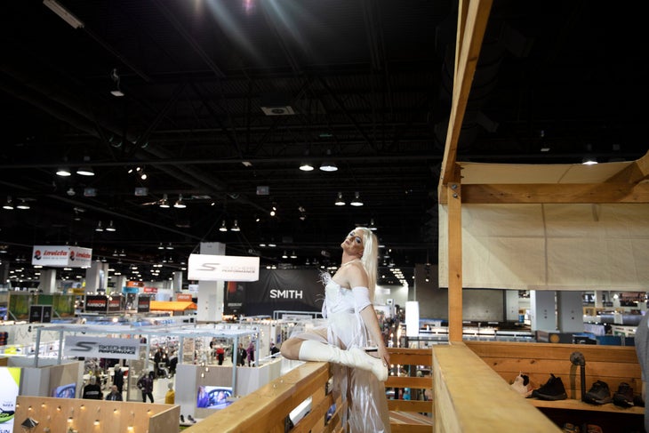20190131_Albanese_1958 Pattie Gonia drag queen in all white at Outdoor Retailer