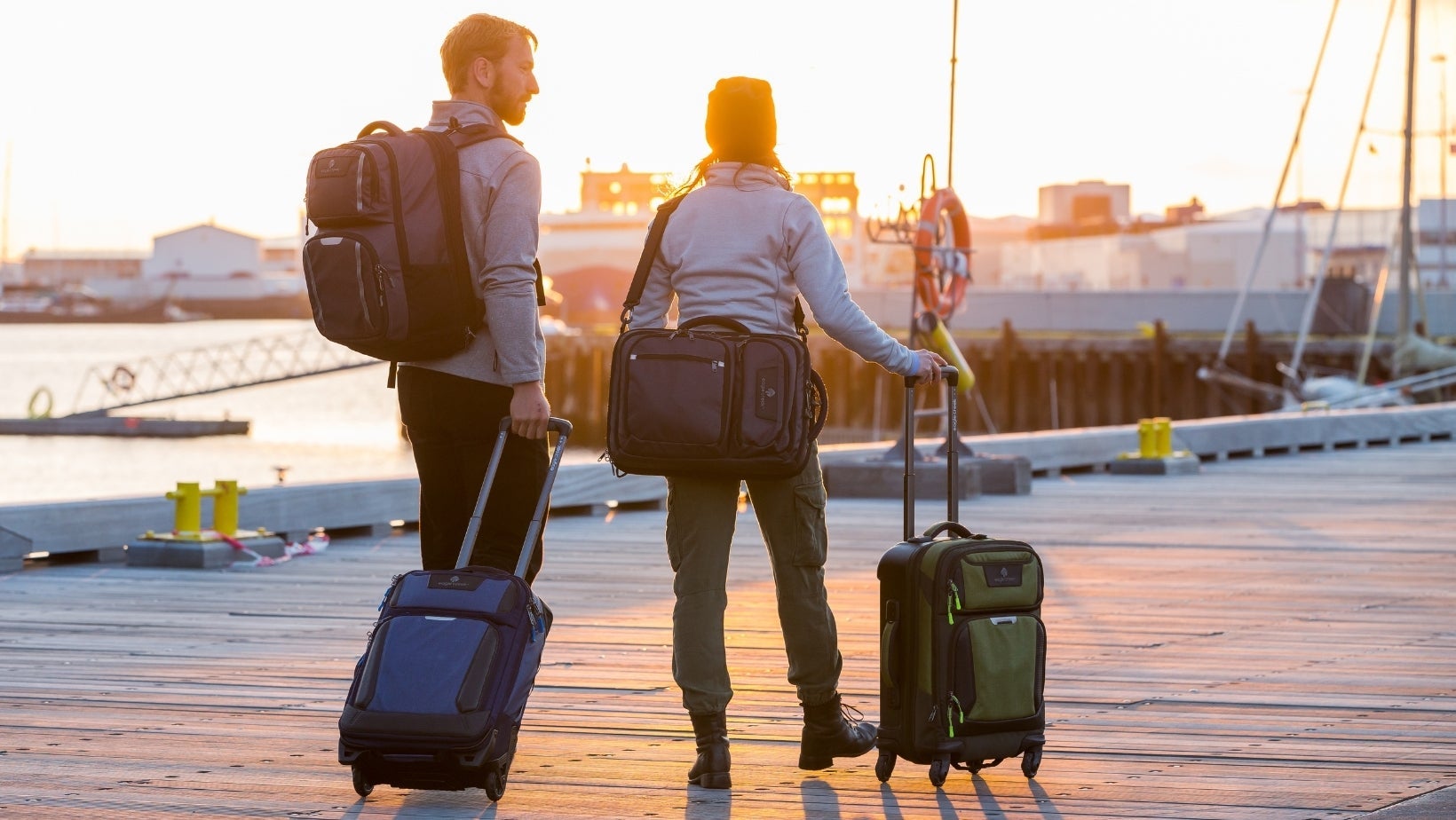 Looking forward to your arrival. Плохая поездка / bad travelling. рюкзак ливинг тревелинг шаре. arrive картинка. arrive at your destination.