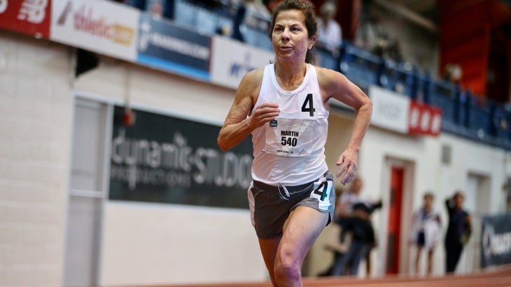 Kathryn Martin sprinting to the finish of the mile