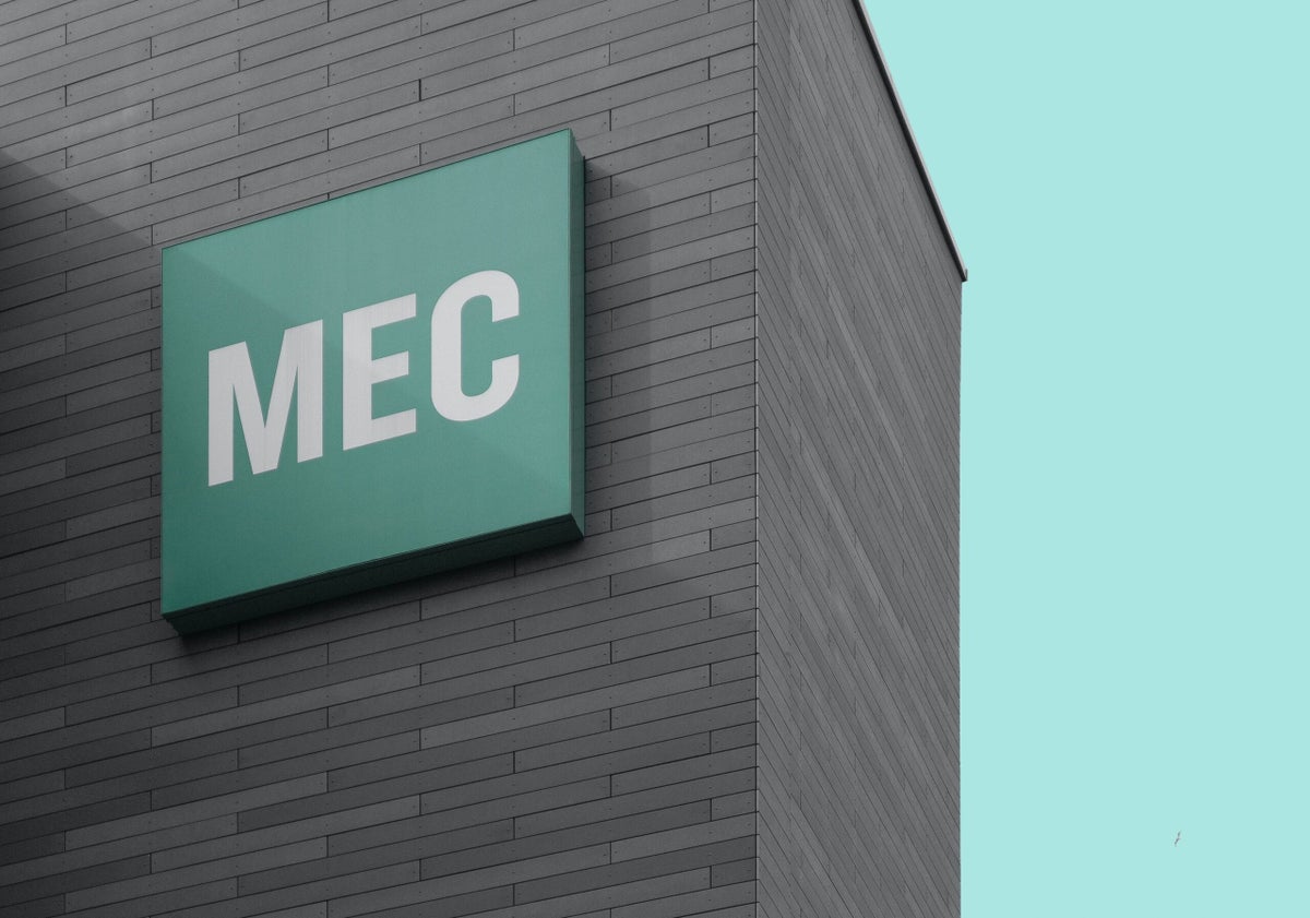 MEC Members Protest Co-op Sale