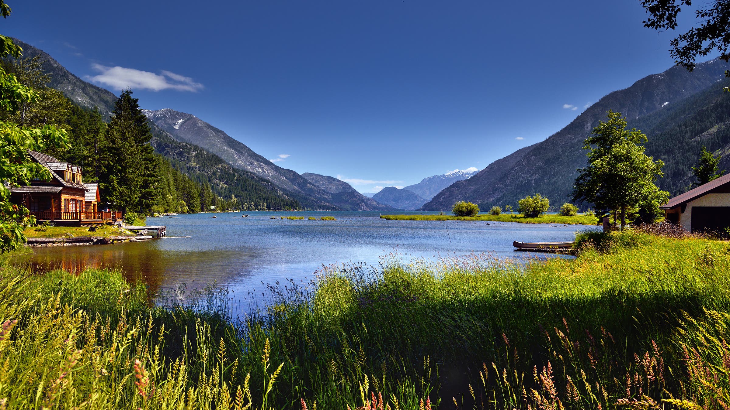 view looking to the south across Lake Chelan