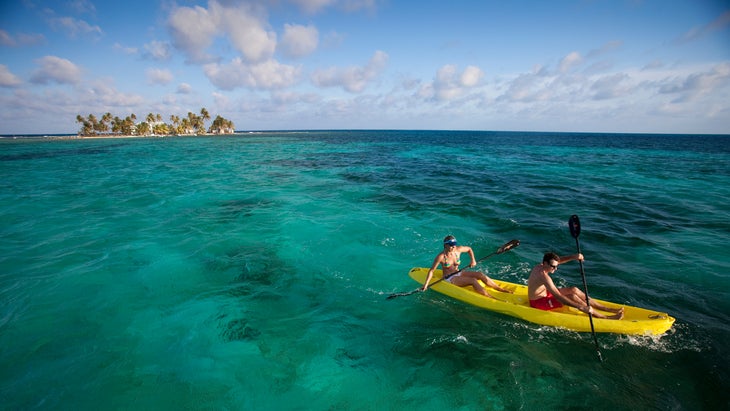 The Ultimate Belize Travel Guide