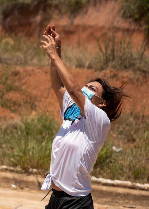 Pilar Idamg warms up for Wigudun Galu鈥檚 first match after the Panamanian government dropped lockdown measures in February 2021.