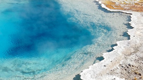 The Abyss hot spring